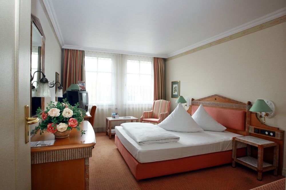 Отель Olymp Munich 4*