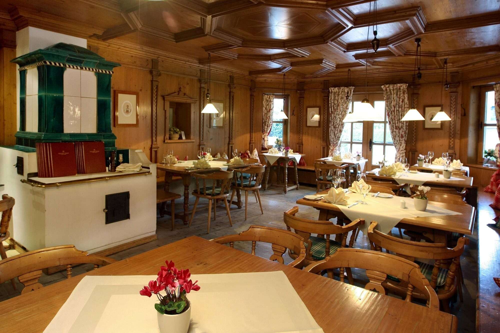 Olymp Munich Отель 4*